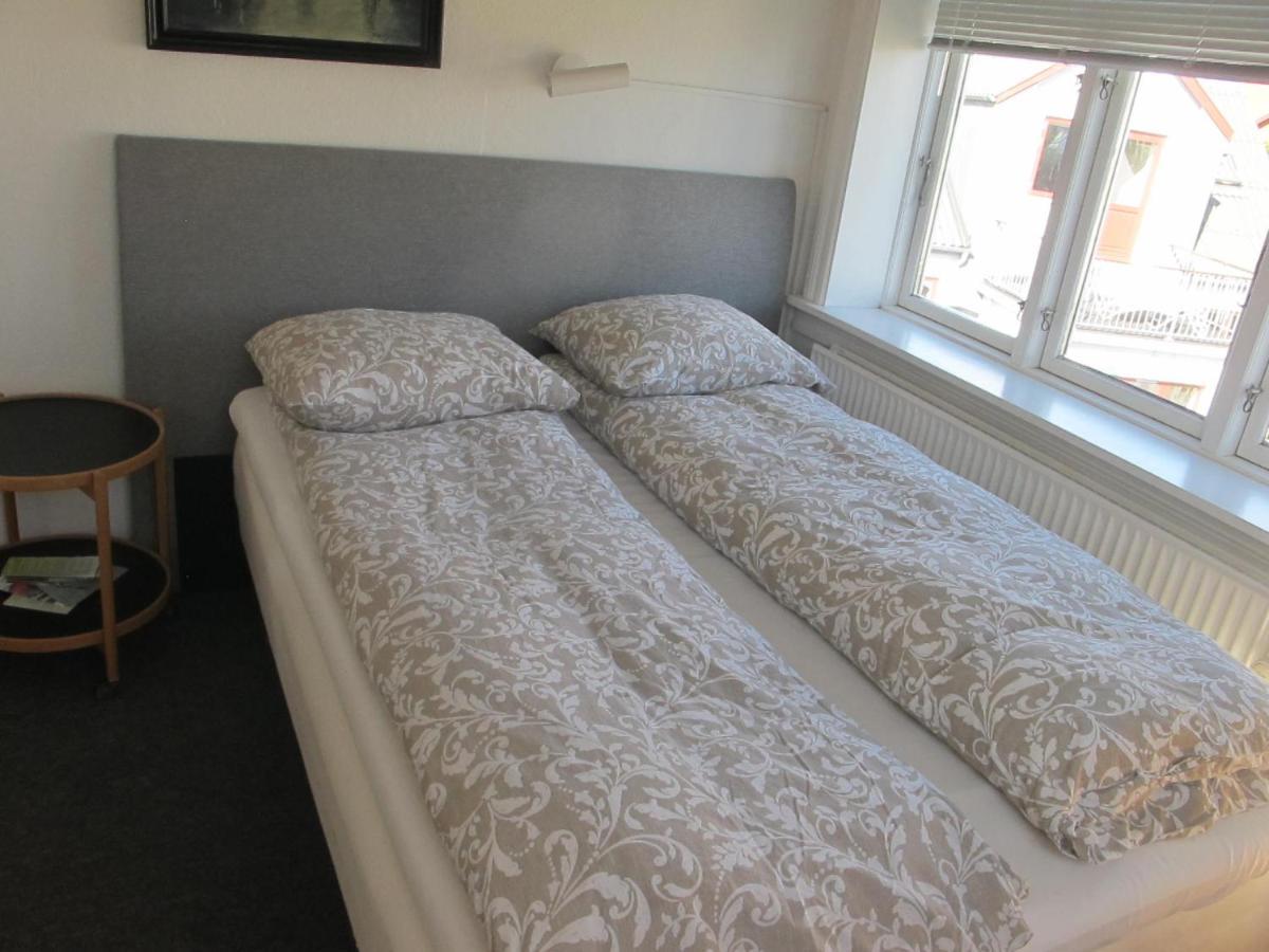 Guesthouse Sharon ออร์ฮูช ภายนอก รูปภาพ