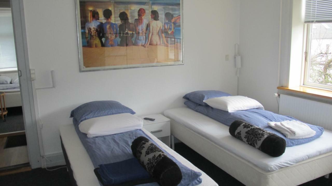 Guesthouse Sharon ออร์ฮูช ภายนอก รูปภาพ